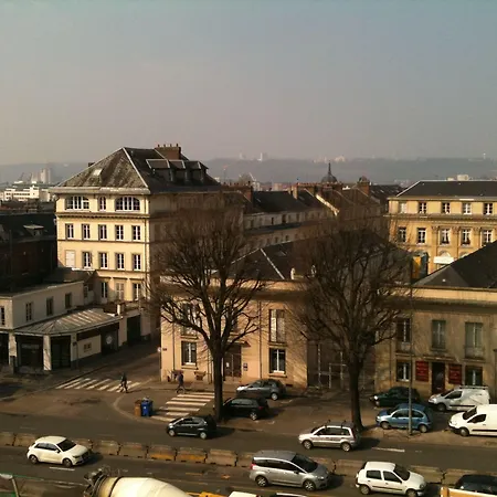 Dandy Centre Hotel