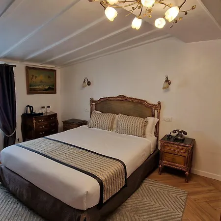 Dandy Centre Hotel