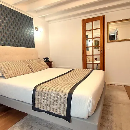 Dandy Centre Hotel