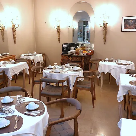 Dandy Centre Hotel