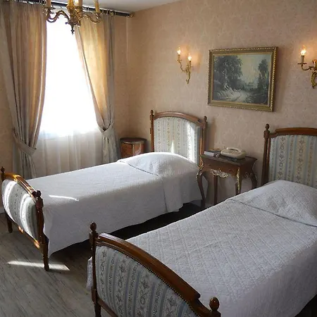 Dandy Centre Hotel