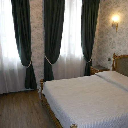 Hotel Dandy Centre Rouen