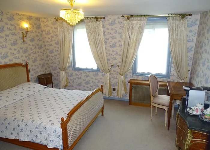 Dandy Centre Hotel 3*