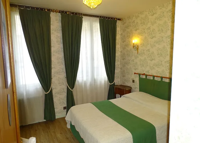 فندق Dandy Centre روان