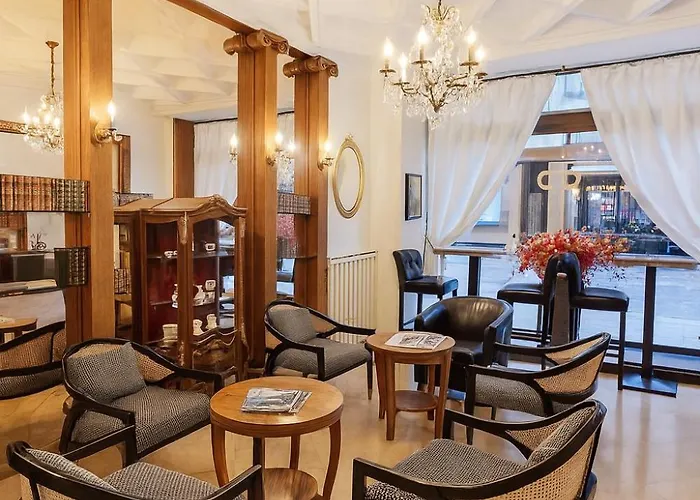 فندق Dandy Centre